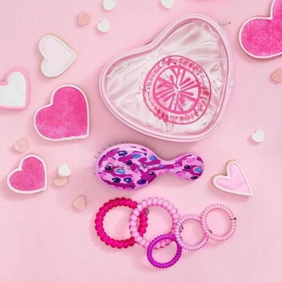 Lilly Pulitzer Accessories - Lilly Pulitzer Teletie Hair Set